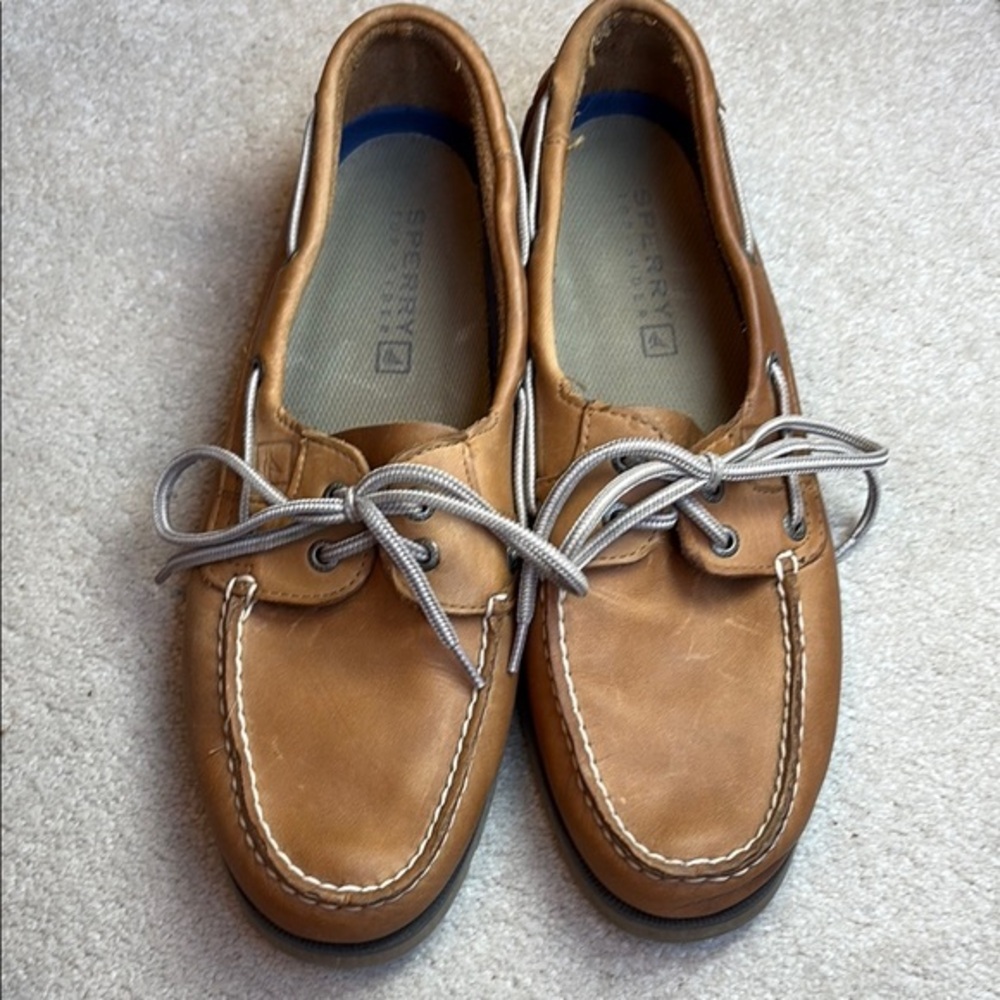 🍿 Sperry Tan leather Boat Shoes with Moccasin Stitching: